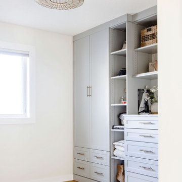 The Styled Press Living Room & Get Ready Room | St. Micheal, MN