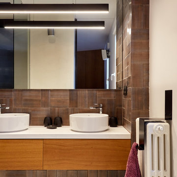 Baño en suite. Vista frontal.
