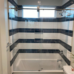 21st - Costa Mesa - Shower Doors