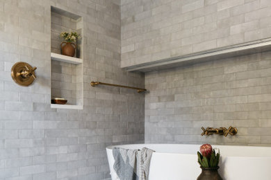 Inspiration for a bathroom remodel in Chicago