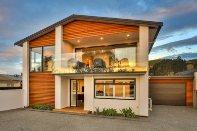 Design ideas for a midcentury exterior in Other.