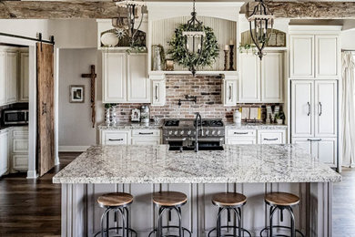 Inspiration for a country kitchen remodel in Dallas
