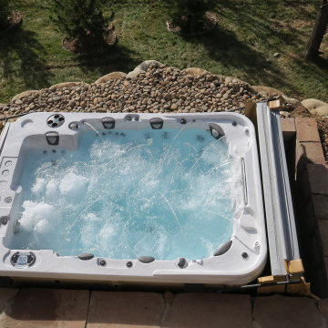 8 to 10 Person Hot Tub