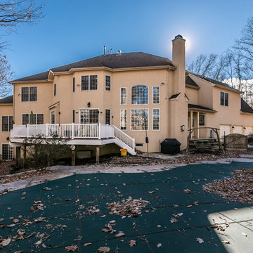 211 Forest Woods Drive