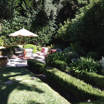 Romantic Mediterranean Garden and Outdoor Entertaining Space