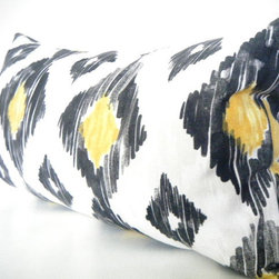 Boho Bedroom - Decorative Pillows