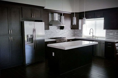 This is an example of a kitchen in Sacramento.