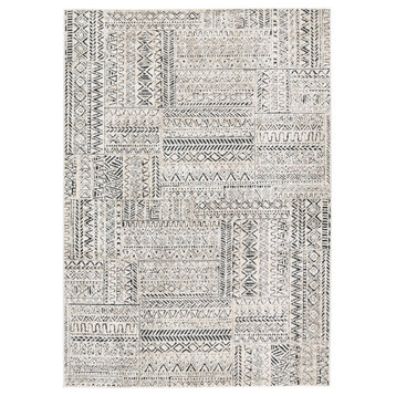 Vibe by Cyler Tribal Cream/ Black Area Rug 5'3"X7'6"