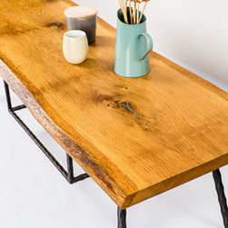 Range - Ackerley Coffee Table - Sofaborde