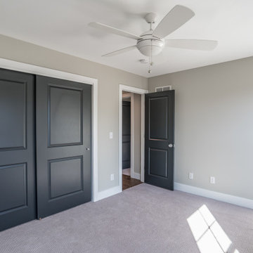 Beautiful Reversed Build in Glendale, MO