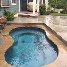 Outdoors/Pool