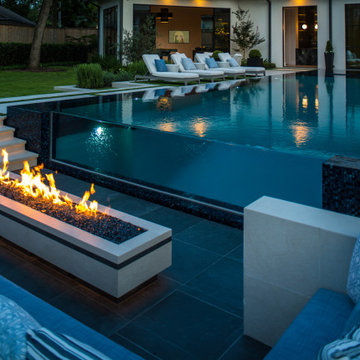 Landscape and negative edge pool