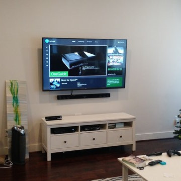 Heights Townhouse Wall Mounted TV