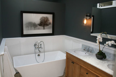 Mountain style bathroom photo in Baltimore