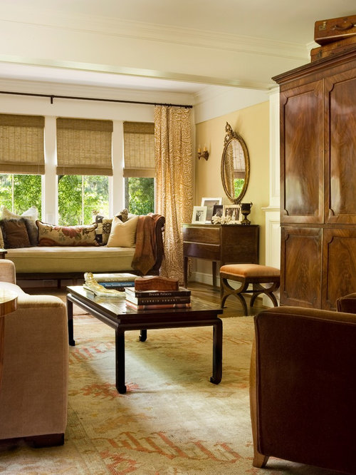 Best 20 Mediterranean Charleston Living Room Ideas & Decoration