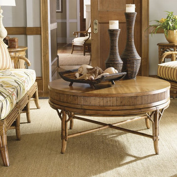 Oyster Cove Round Cocktail Table