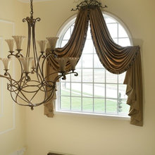 Arch window