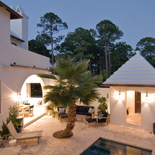 Courtyard/ Outdoor space