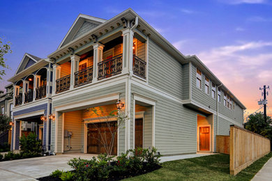 Example of an arts and crafts home design design in Houston