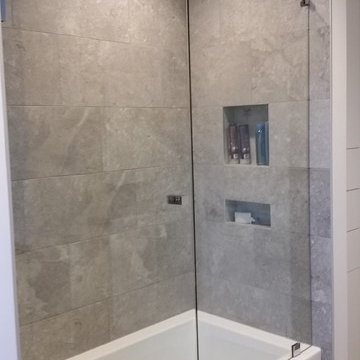 Frank and Sharon's bathroom