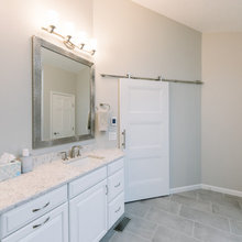 M’s Bathroom