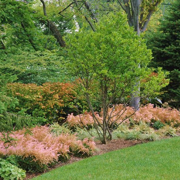 Privacy screening and planted border