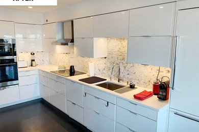 Kitchen - modern kitchen idea in DC Metro