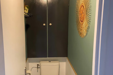 Cette photo montre un WC et toilettes.