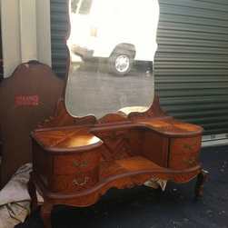 Antique Vanity - Makeup Mirrors