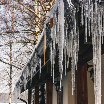 Roof & Gutter De-Icing