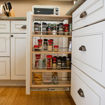 Kraftmaid Kitchen - Mixed Color Countertop