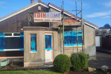 Silicone Render System to the large bungalow in South Queensferry.