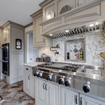 Landis Cus. Cab. & Woodworking - PEAK Achievement Awards - Best Kitchcen 100+