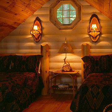 Log Home Bedrooms