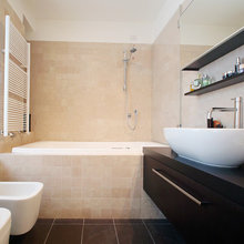 Bathtub room