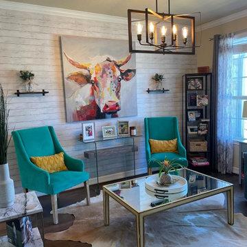 Seating area, interior design, crown molding.