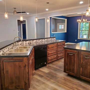 Step-up bar for feeding lots of family!