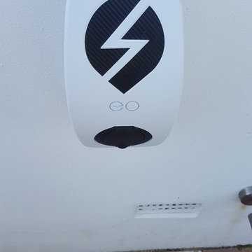 NEW EO electric vehicle charge point installed by Lamonbys