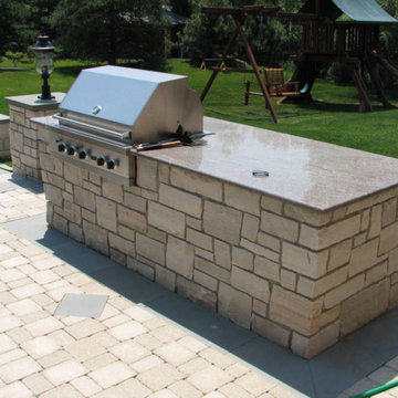 Outdoor Kitchens