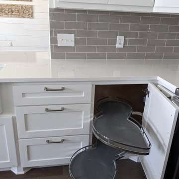 Modern farmhouse kitchen