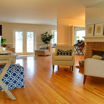 Pasadena Contemporary Casual Living Area
