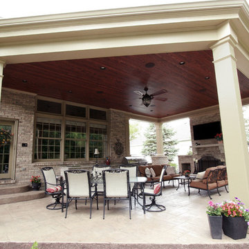 Patio T