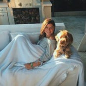 Emily Rowe's photo