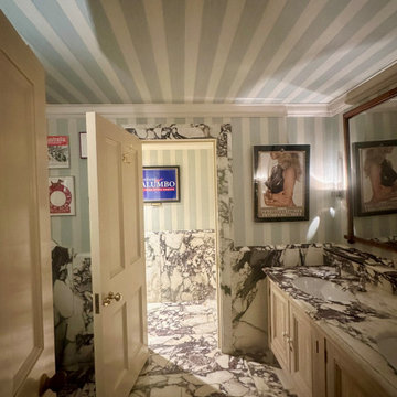 The Walbrook Club Mens Bathroom