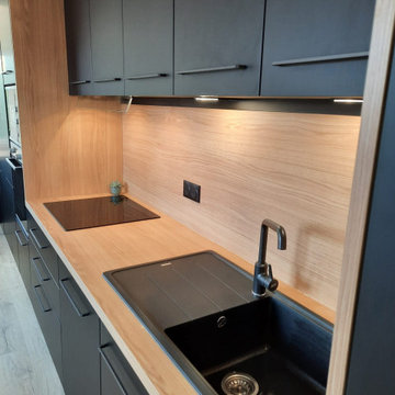 TENDANCE NOIR ET BOIS