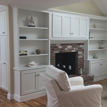 Custom Wall Units & Mantles