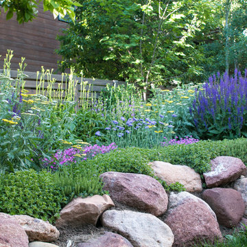 Craftsman Cottage Garden