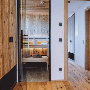 Minimaro leather handles in hotels