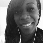 Ashley Johnson's photo