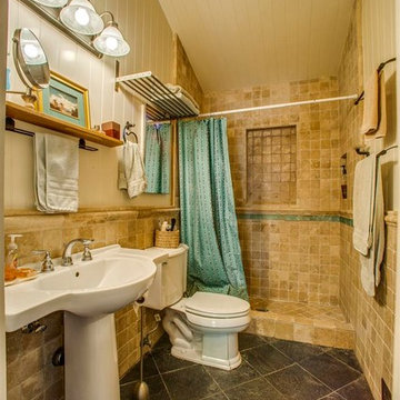 English Cottage small bathroom